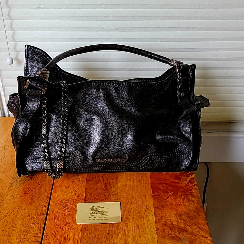 New without tags Burberry check chain satchel black leather